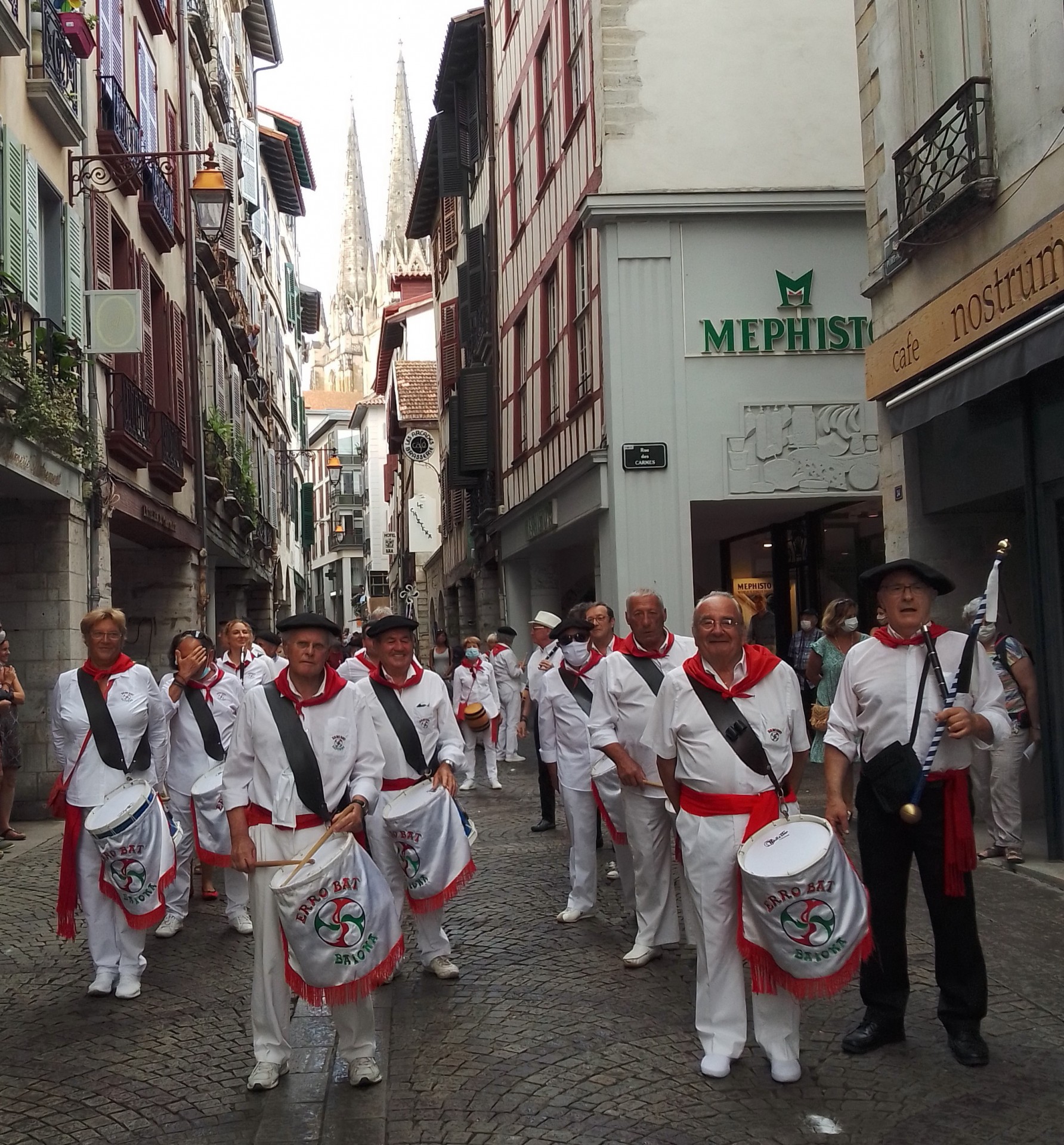 DEFILE DU DIMANCHE 09 AOUT 2020